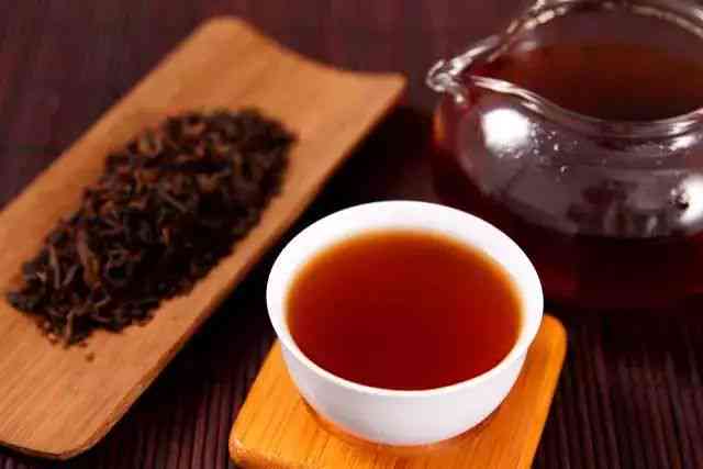 普洱茶：清茶还是浓茶？探讨其属于什么茶类