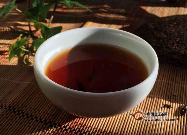 普洱茶价格区间：一盒茶叶的全貌解析