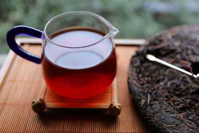 草与普洱茶的协同作用：解锁双重健益处