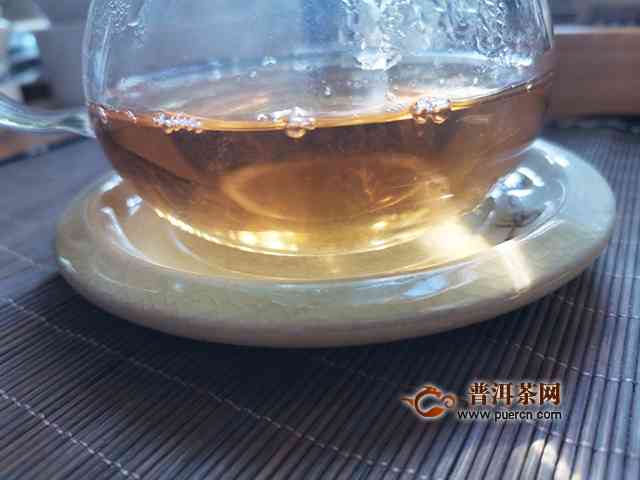 新宠：吉普号普洱茶，品鉴生茶的全新视角与体验