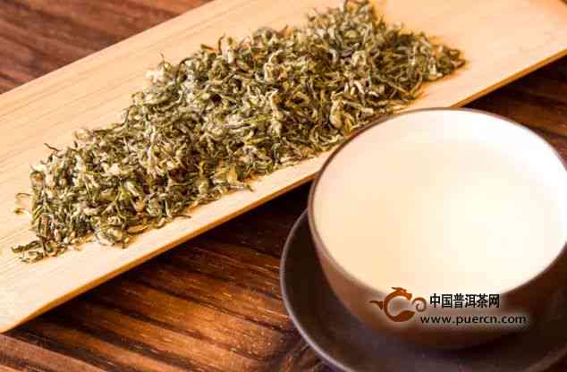 欣普洱茶饼美感：轻松散开的技巧与细节