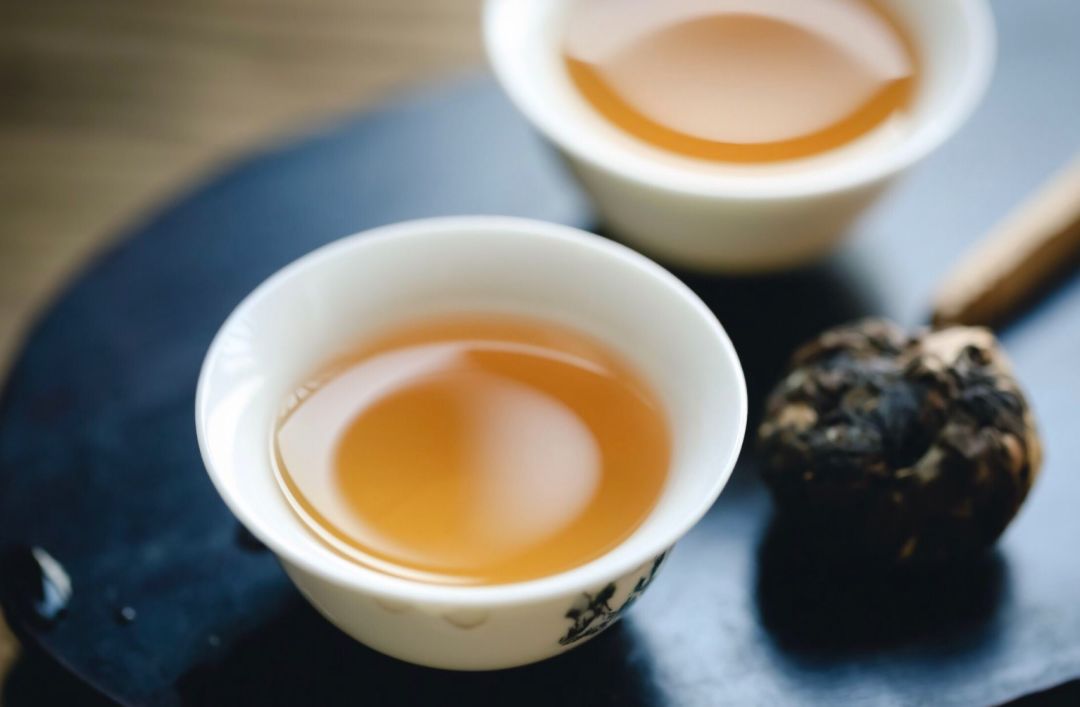 普洱茶可不可以补肾呢女性：探讨普洱茶的补肾功效与适用性