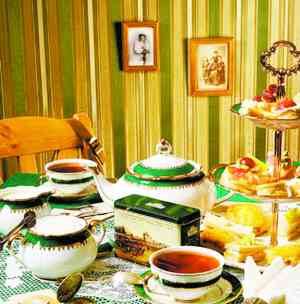 香格里拉茶文化：品种丰富，名声显的茶叶与茶点、茶室、茶餐厅完美融合。
