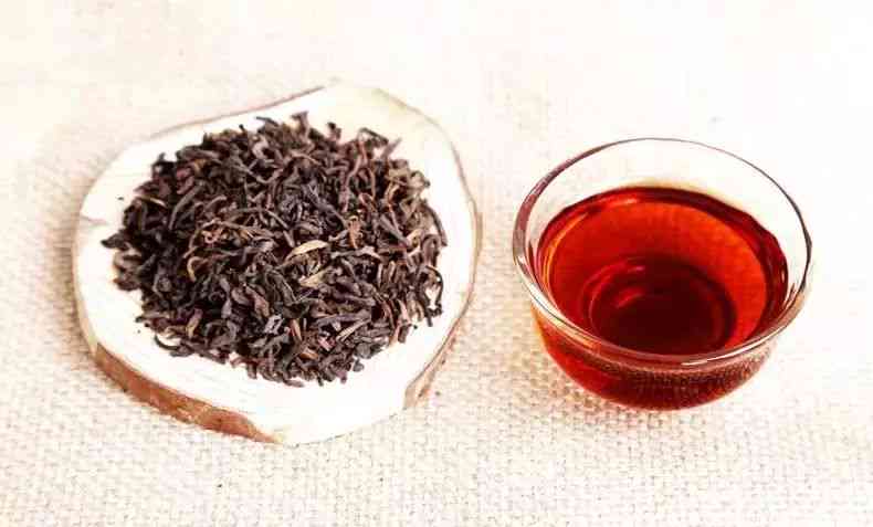 红皮泥是否适合用来泡普洱茶？为什么？如何正确使用红皮泥泡制普洱茶？