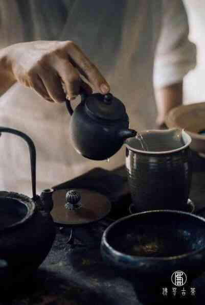 探索普洱茶老店：茶缘，品味地道风味与文化传承