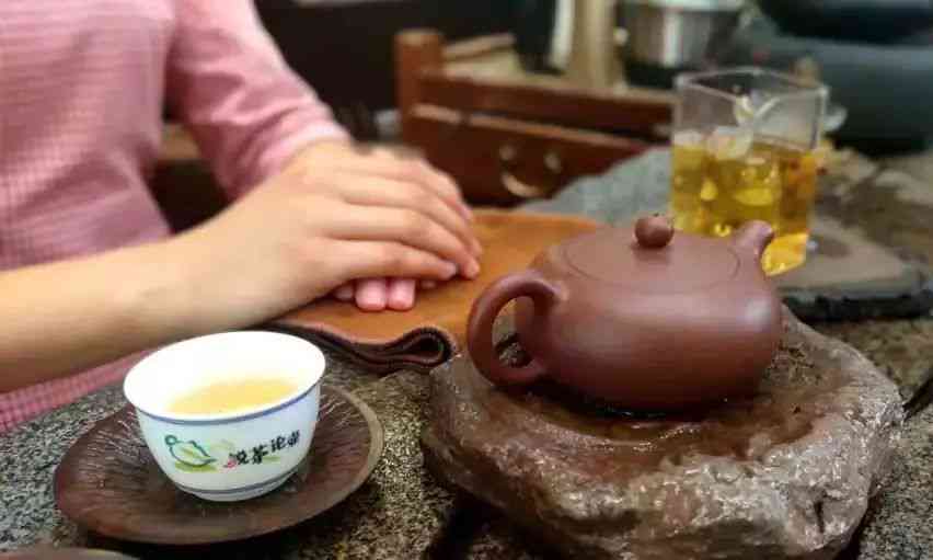 大理品茶之旅：探索当地特色茶馆与茶文化