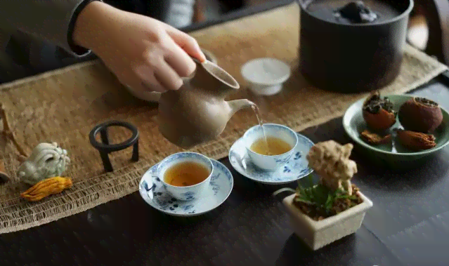 普洱茶、陈皮白茶和两者对比：哪个更适合你？