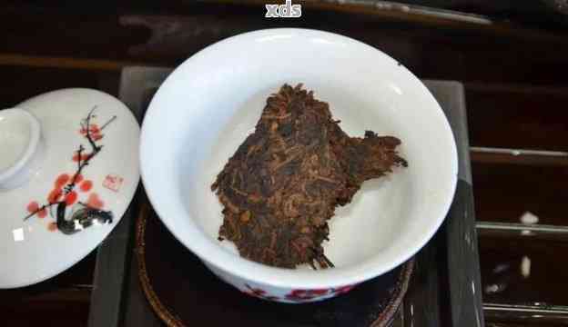 普洱茶熟茶茶饼怎么喝：泡法与饮用方式