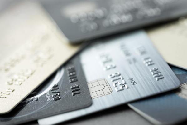 信用卡还款后，为何仍有自动扣款？了解原因及解决方法