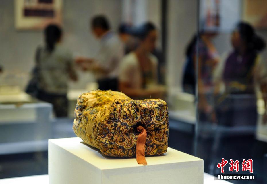 和田地区珍贵文化遗产展示：探索新疆和田玉文博馆的魅力