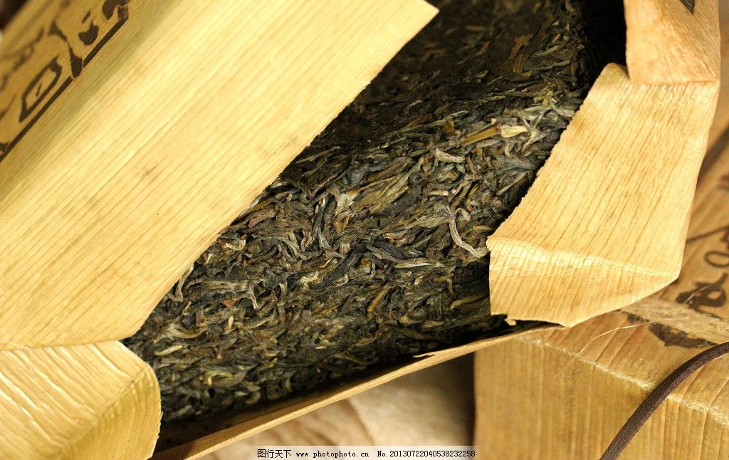 普洱茶砖：一种独特的茶叶类型，了解其制作工艺、功效与品鉴方法
