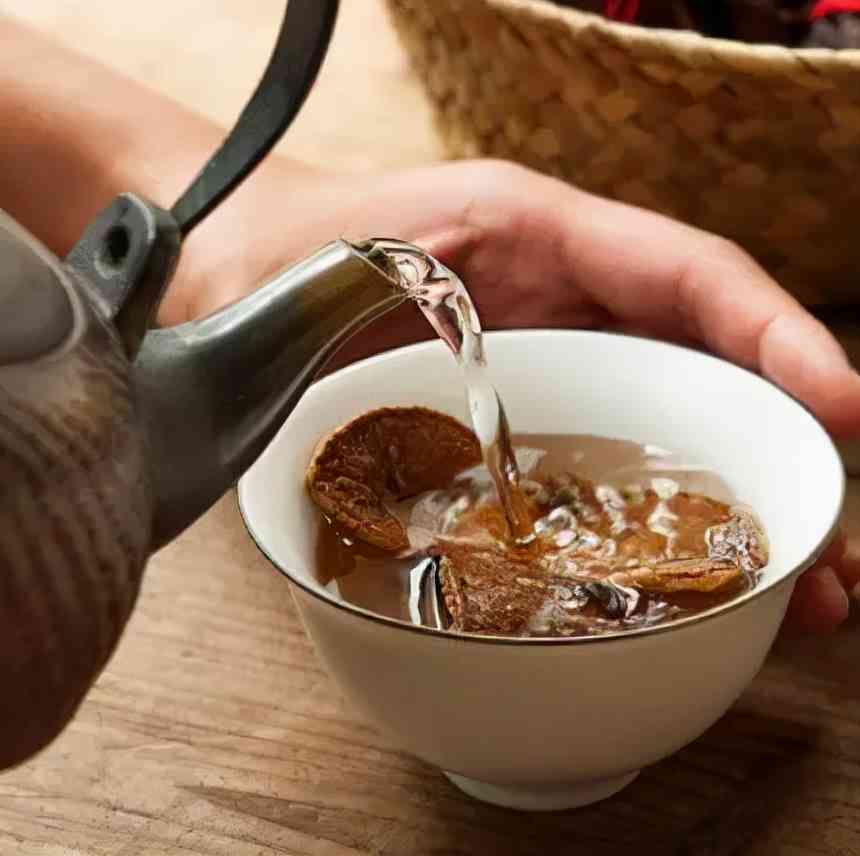 从零开始：全面指南陈皮普洱茶饼的泡法与品鉴技巧