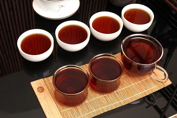 探究普洱茶中的奥秘：如何巧妙地分离出沱茶？