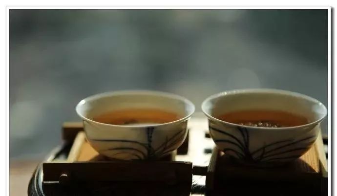 探究普洱茶中的奥秘：如何巧妙地分离出沱茶？