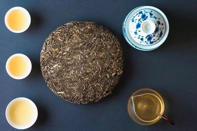普洱茶放地下能放多久不变质：探讨普洱茶在地下存放的时间及其品质变化。