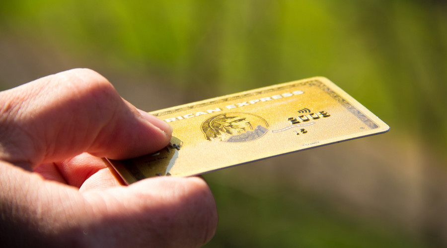 新信用卡逾期处理相关问题解答：会不会被异地抓人以及信用影响如何？