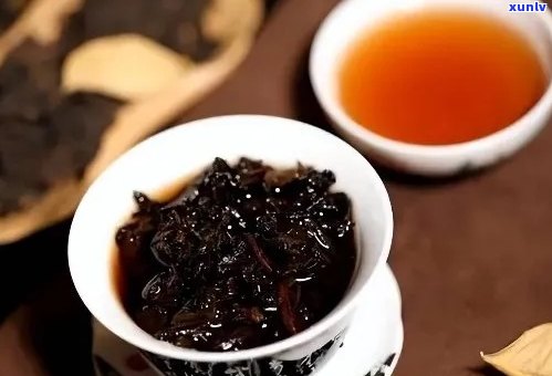 普洱茶与其他茶叶混合冲泡：哪些茶叶可以搭配普洱，如何制作与品尝？