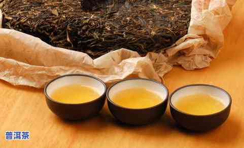 普洱茶可以和什么一起泡水喝：探索普洱茶的搭配建议