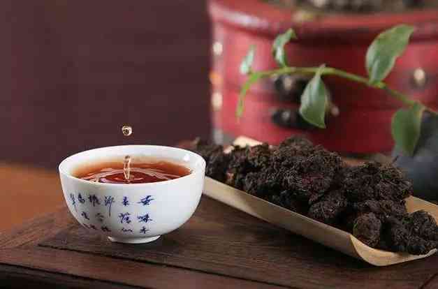 普洱茶为什么发酸：探究普洱茶口感酸涩的原因及影响因素