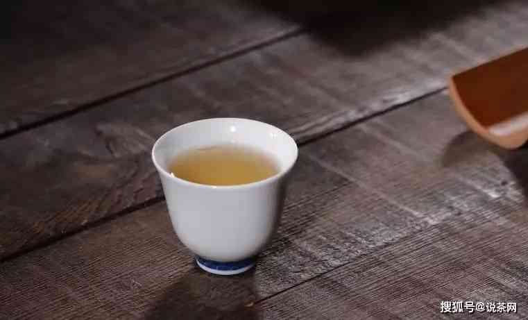 王     的普洱茶好喝吗？多少钱一斤瓶盒：探究其品质与价位