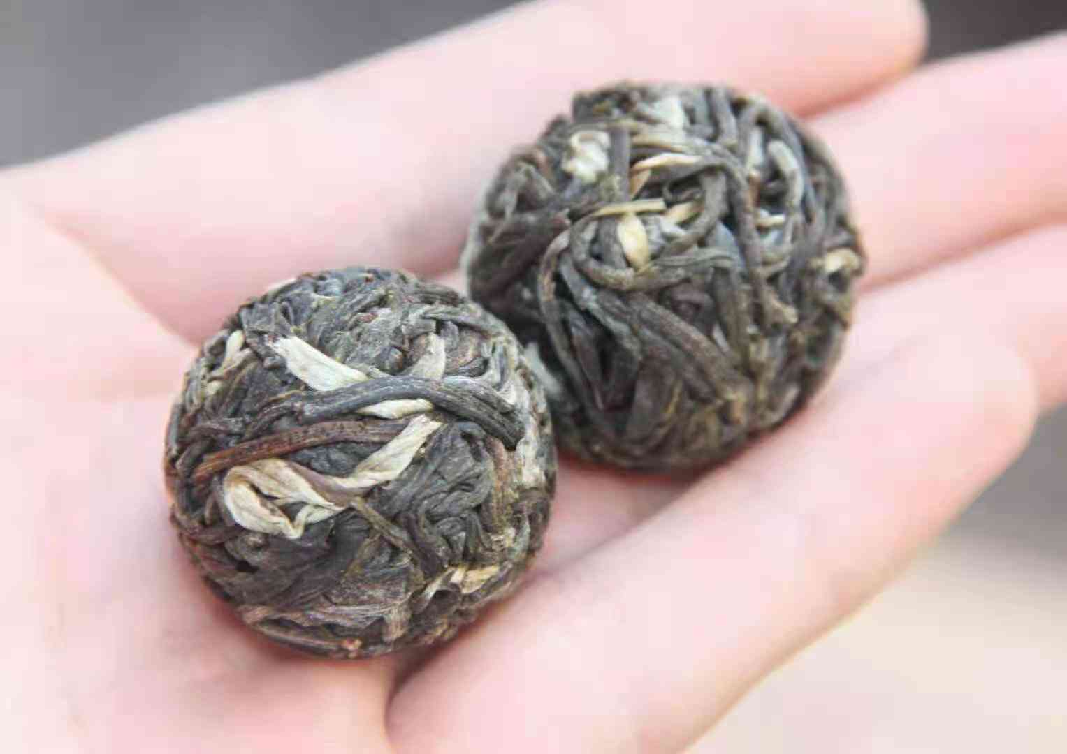 冰岛龙珠茶：批发优质生茶，古树茶叶货源价格实