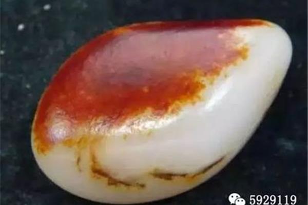 和田玉籽料皮料的颜色种类及特点