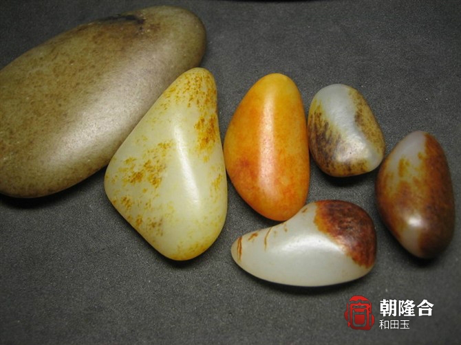 和田玉籽料原石有几种颜色