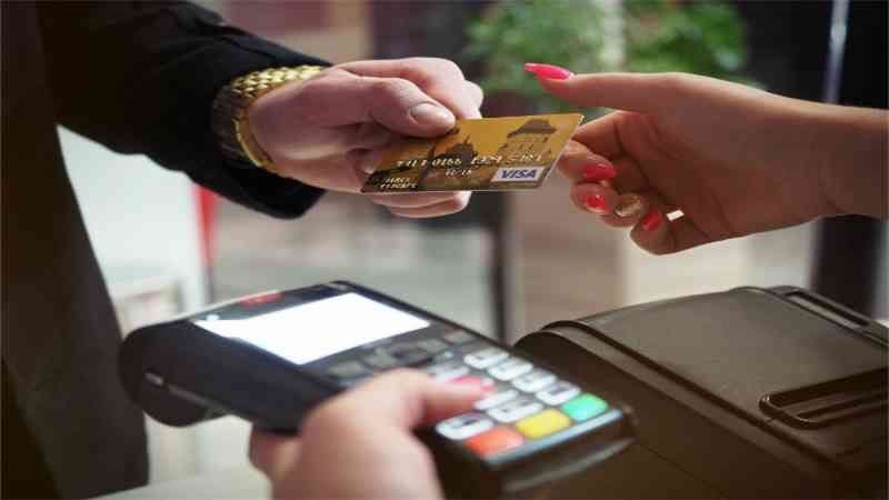 为什么信用卡密码错误也能刷卡支付：解密信用卡错误提示及安全问题