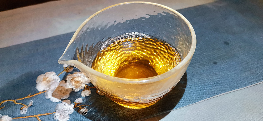 阿楚家的特色茶品：一款让你回味无穷的普洱佳饮体验