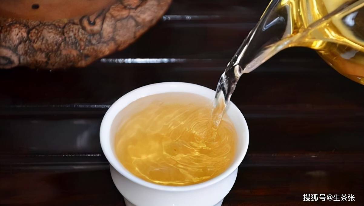 掌握普洱茶冲泡技巧，品味大块原汁原味的一片式普洱茶