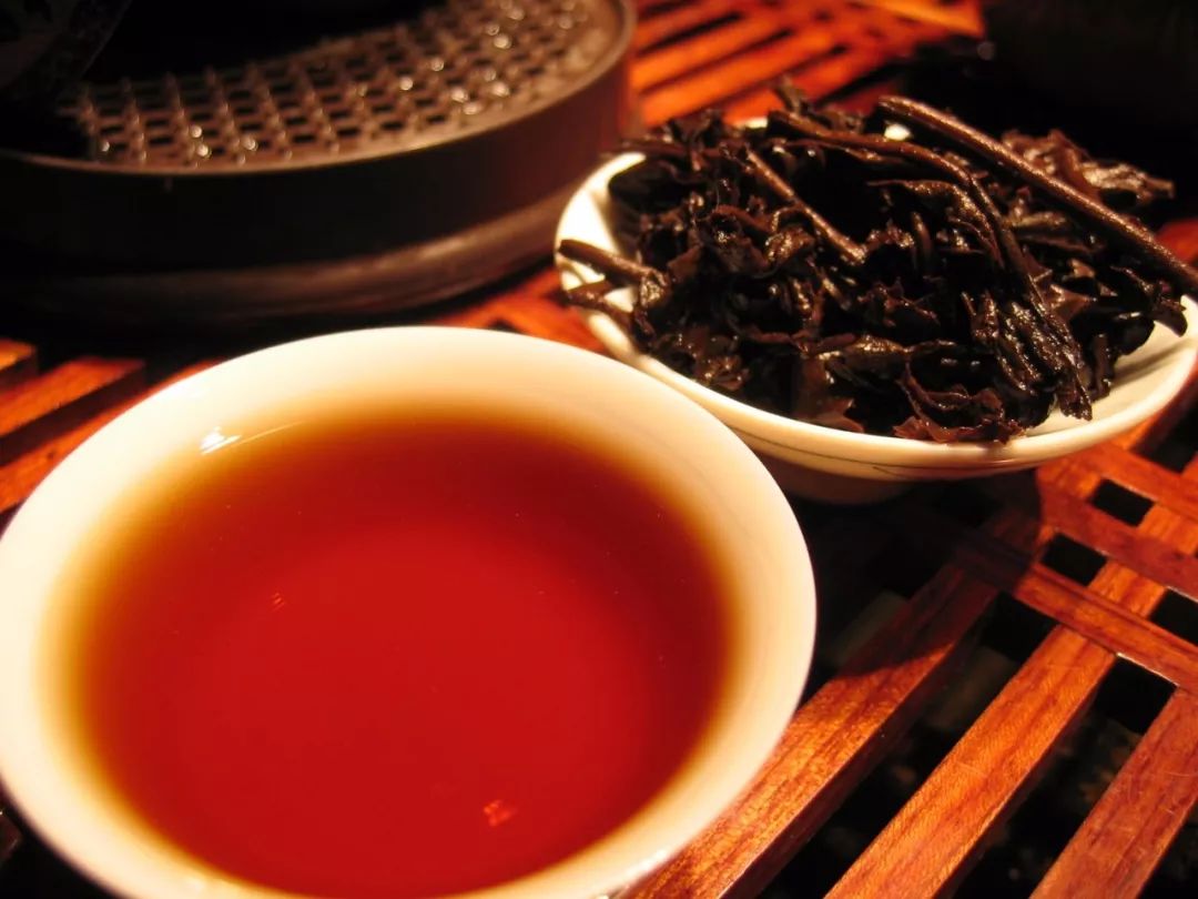 紫金醇香普洱茶：口感、品鉴方法及适口性全面解析，看看是否合你的口味！