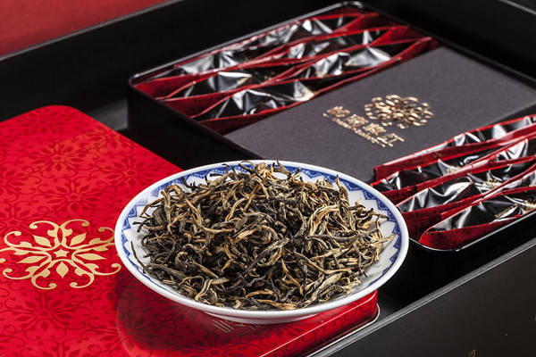 广东特产茶叶：英德红茶与广东名茶的品鉴与选择