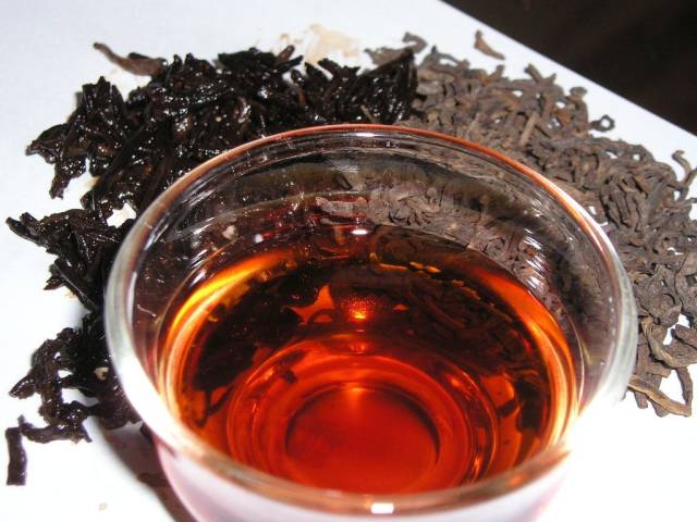 氏普洱茶1000克：云南原产地直供，茶叶批发优价