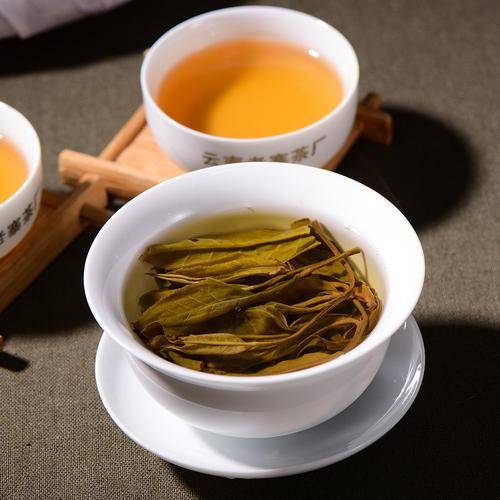 普洱茶叶中的特殊甜味：探讨其所属茶类及原因