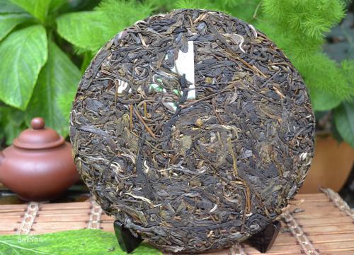 普洱茶小户赛属于什么茶：深度解析小户寨普洱茶的品种和特点