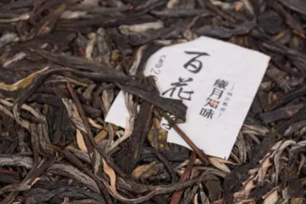 云南古树普洱茶生茶：百花潭的魅力与特色介绍