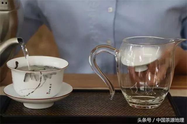 茶壶冲泡普洱茶的方法