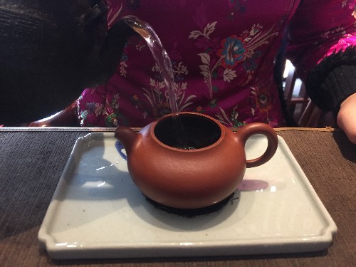 普洱茶压茶的蒸煮时间：深度解析与技巧，让你泡出更好的茶