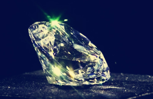 和田玉上镶嵌钻石的抛光方法：一般采用什么方式？