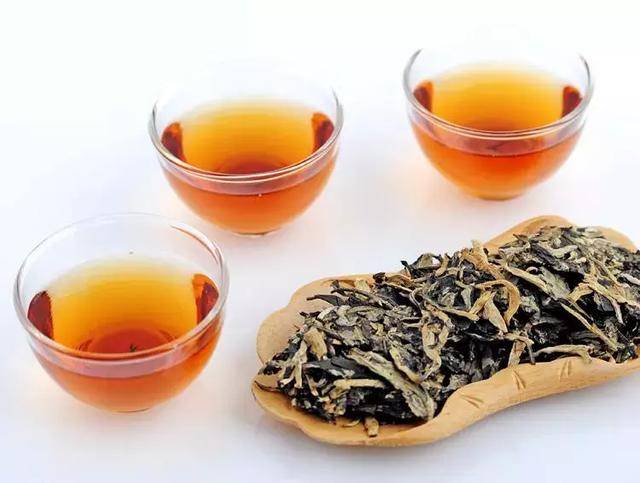 黄草林普洱茶：一款口感独特、特点明的古树茶品鉴
