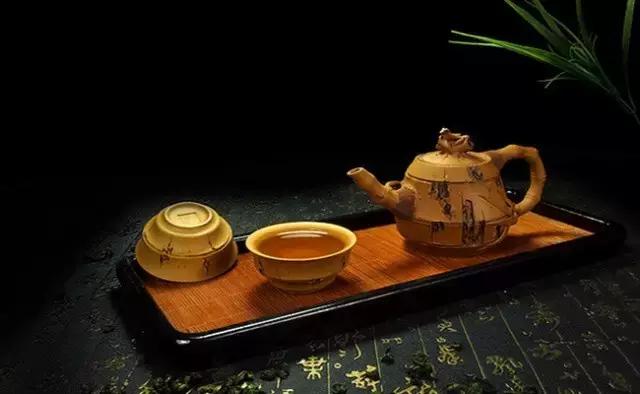 窑壶与普洱茶：如何正确泡制与使用茶具的全攻略