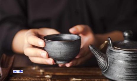 窑壶泡茶的益处：改善健、品味生活与传承文化的综合体验