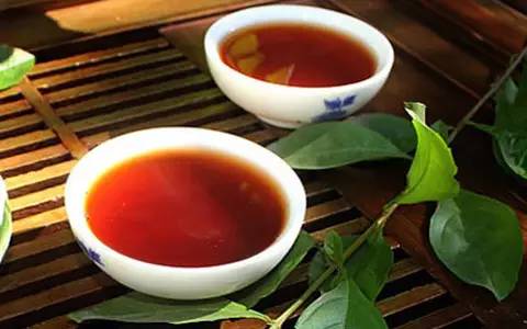 普洱茶神奇功效：全面解析及其对人体健的十大益处