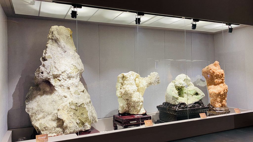 呼和浩特市内蒙古地区的翡翠玉石资源及博物馆收藏概述