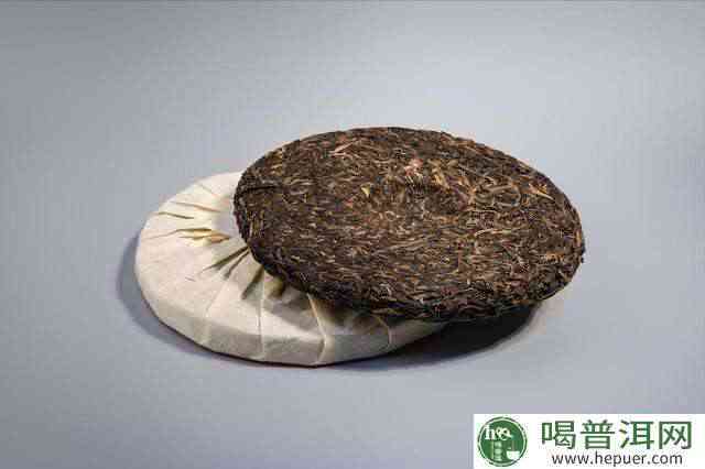 普洱茶饼与散装茶：各自特点与选购技巧解析，助您轻松辨别与挑选