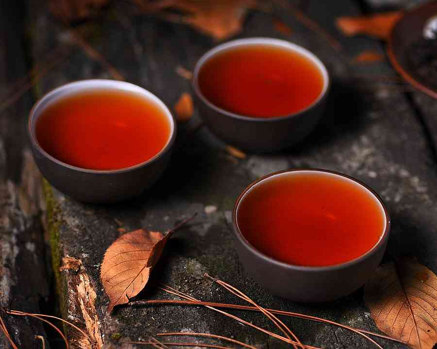 '云南古树普洱茶的年产量是多少吨，多少斤，多少亿？2021年价格如何？'
