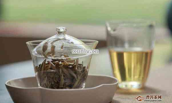 探究云南普洱茶中的独特银丝：其品质特点与口感分析