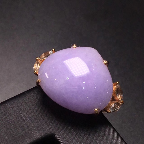 心形紫色翡翠戒指镶嵌