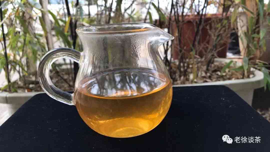 中茶牌圆茶黄印普洱茶