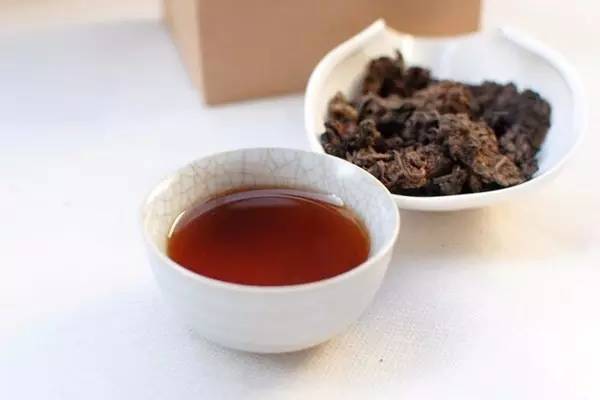 熟普洱茶是否适合肠胃不消化的人群？